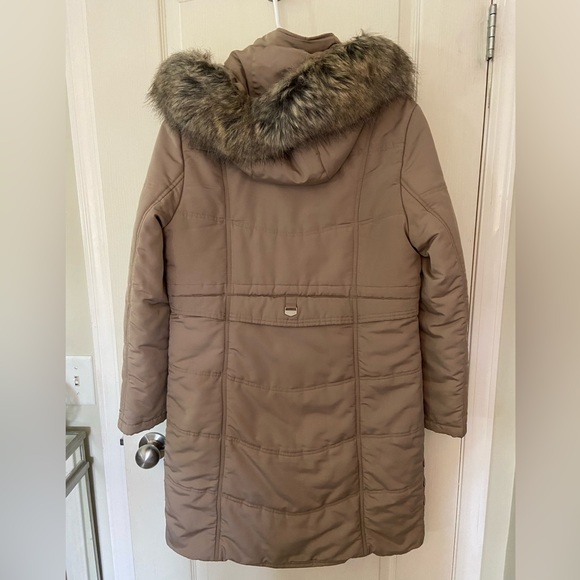 Fen Nelli Winter Jacket - Picture 5 of 10